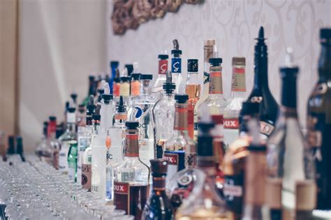 How much is an open bar at a wedding. Things To Know About How much is an open bar at a wedding. 
